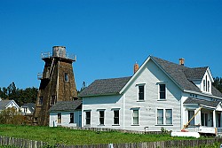 A house in Mendocino County. Photo by Clinton Steeds/Flickr.