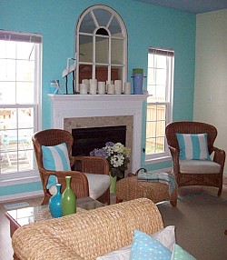 Try blue instead of gray. It is relaxing and uplifting. (Photo: jade/morguefile.com)