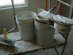 Photo of drywall mud by Mackshack/Morguefile.com.