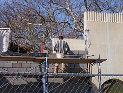 Photo of a builder by DuBoix/Morguefile.com.