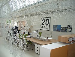 Photo of a Vitra screen by smowblog/Flickr Creative Commons.