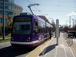 Photo of a sunny day in Seattle by paulkimo90/Flickr Creative Commons.