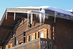 Now is the time to fix your roof to prevent ice dams. (Photo: guenter m. kirchweger/sxc.hu)