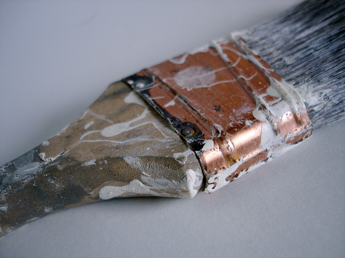 Painting in high temperatures can result in blistering of the paint. (Photo: kahanaboy/morguefile.com)