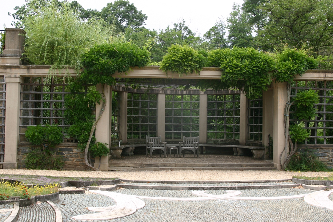 A garden trellis at Dumbarton Oaks. Photo by Erica Glasener.