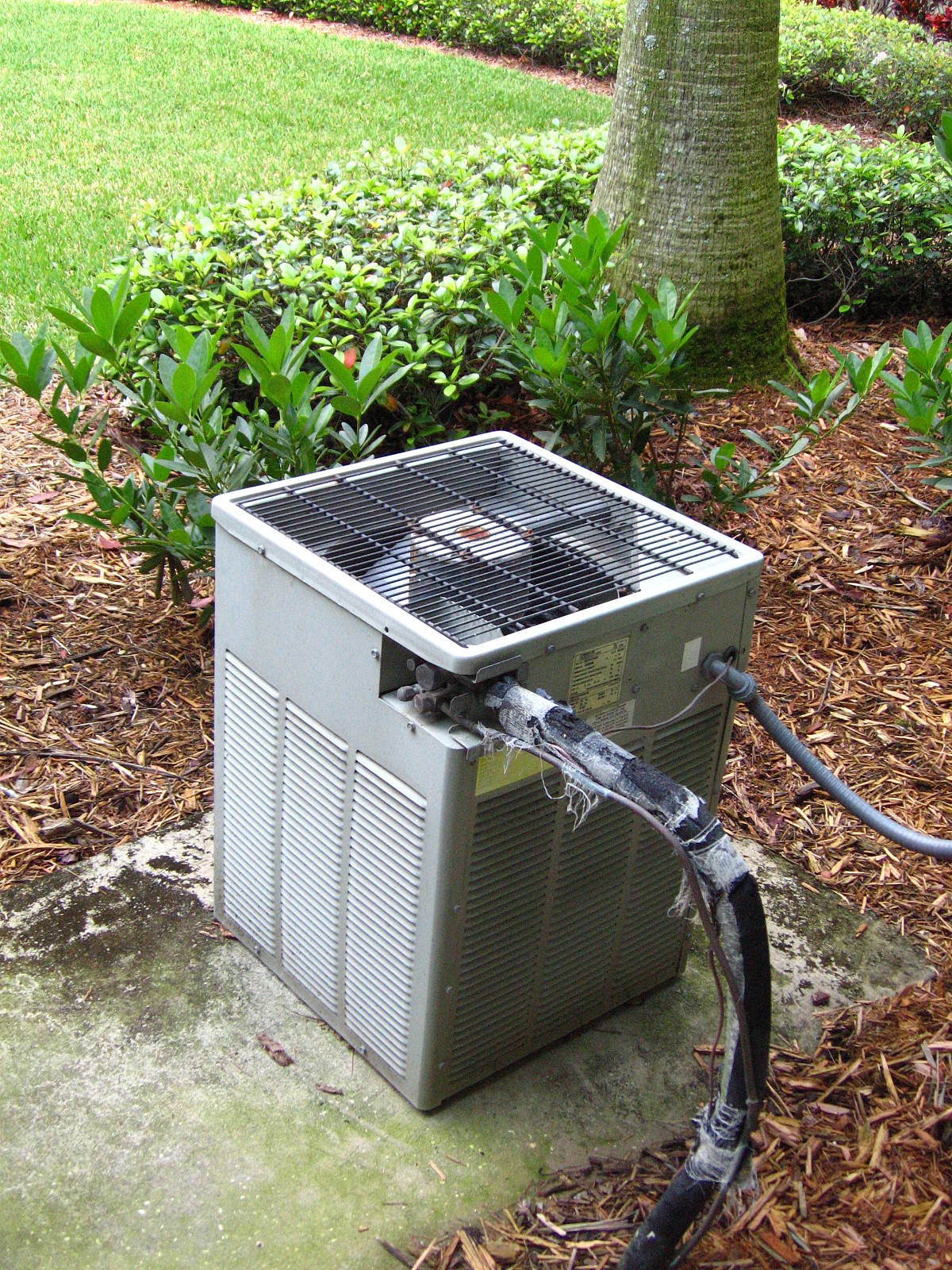 Is your central air conditioner ineffective? These tips could help you to troubleshoot. (Photo: morguefile.com)