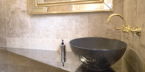 wall mounted faucet