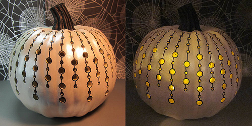Painted pumpkin by FryKitty via Flickr Painted pumpkin by FryKitty via Flickr