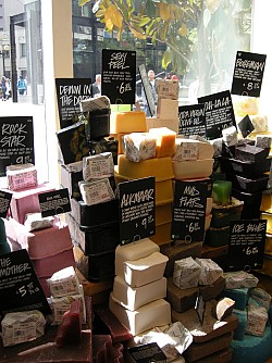 Delicious smelling soaps on display at a Lush store. Save the soap slivers and do something great with them! (Photo: Nicolas Toper/Wikimedia Commons)