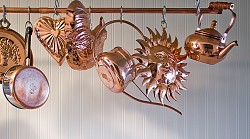 The author's own copper pipe rack.  Photo: Linda Merrill