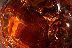Did you know that you can do more with cola than drink it? (Photo: Sebastian Pothe/sxc.hu)