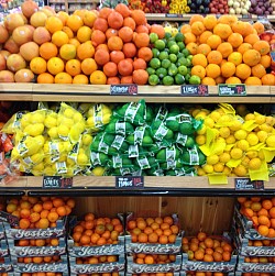 Citrus fruits taste delicious, but also have household uses. --Sayward