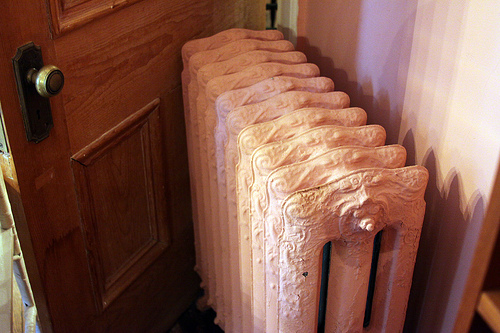 How Do You Identify a Bad Smell Coming from the Radiator?