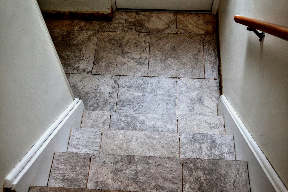 Vinyl tile by gardener41/flickr