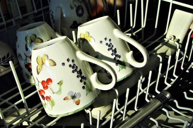 Dishwasher  fotorieth / pixabay