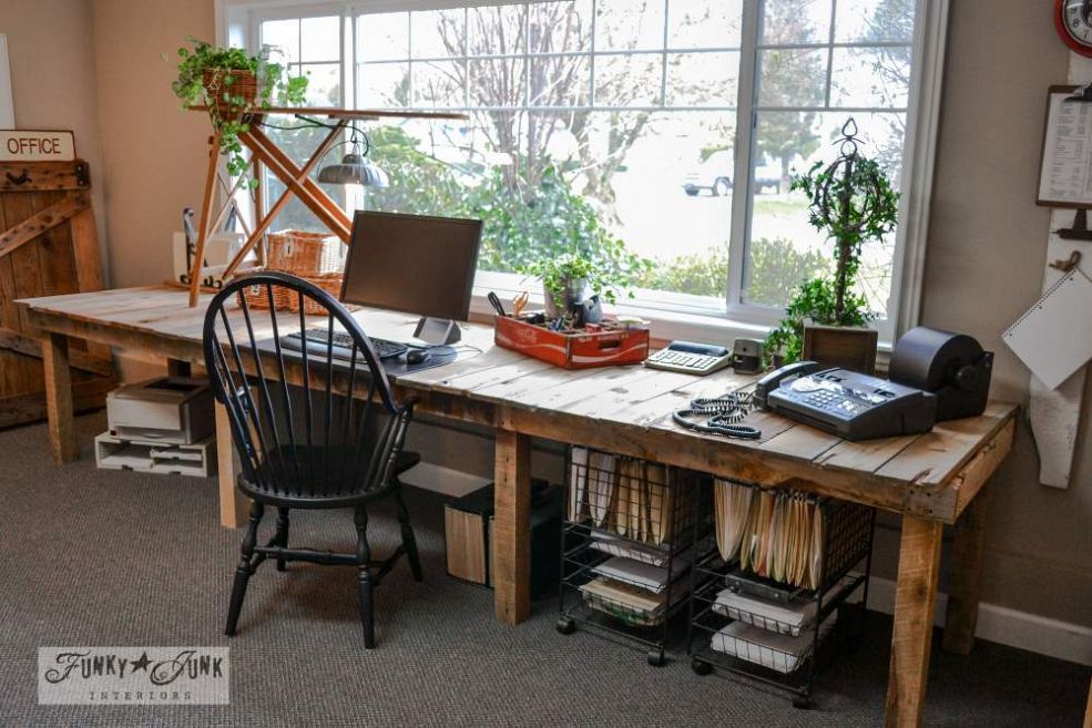 Donna @Funky Junk Interiors/Hometalk.com