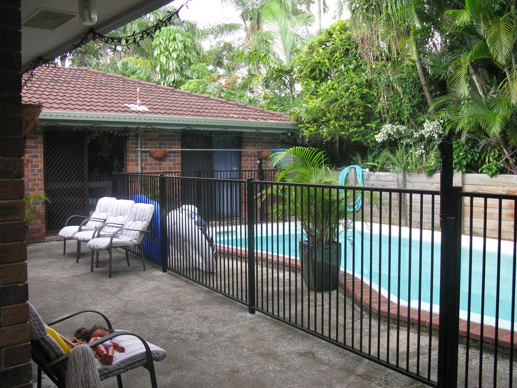 House as 4th fence wall by Geoffrey Rhodes/flickr House as 4th fence wall by Geoffrey Rhodes/flickr