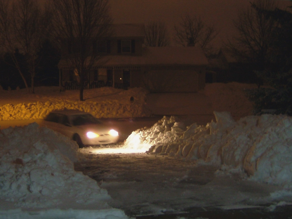 Snowy driveway by jess2284/flickr Snowy driveway by jess2284/flickr