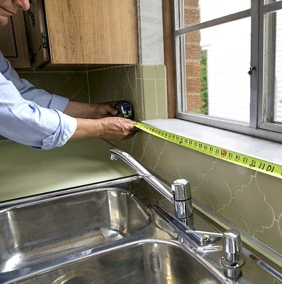 Cabinet installation measurement/courtesy Lowe's