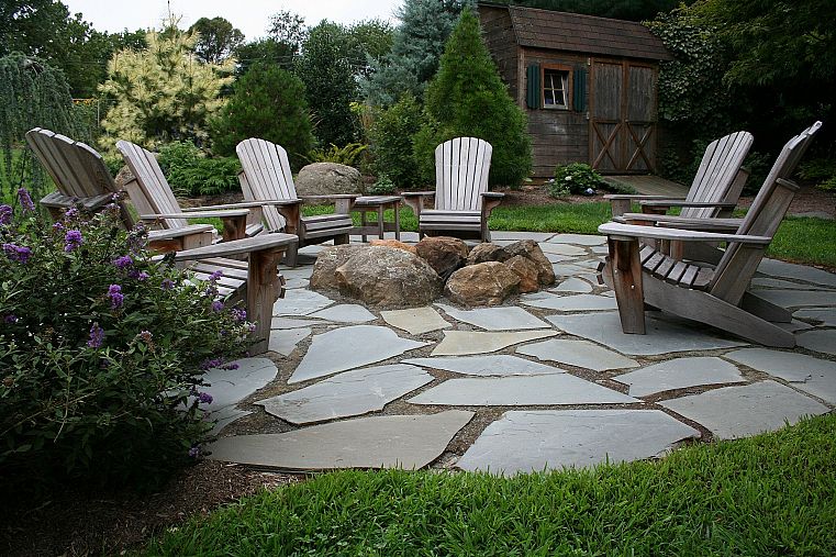 Willow Gates Landscaping via Hometalk.com Willow Gates Landscaping via Hometalk.com