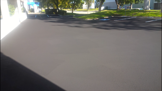 Smooth asphalt installation Smooth asphalt installation