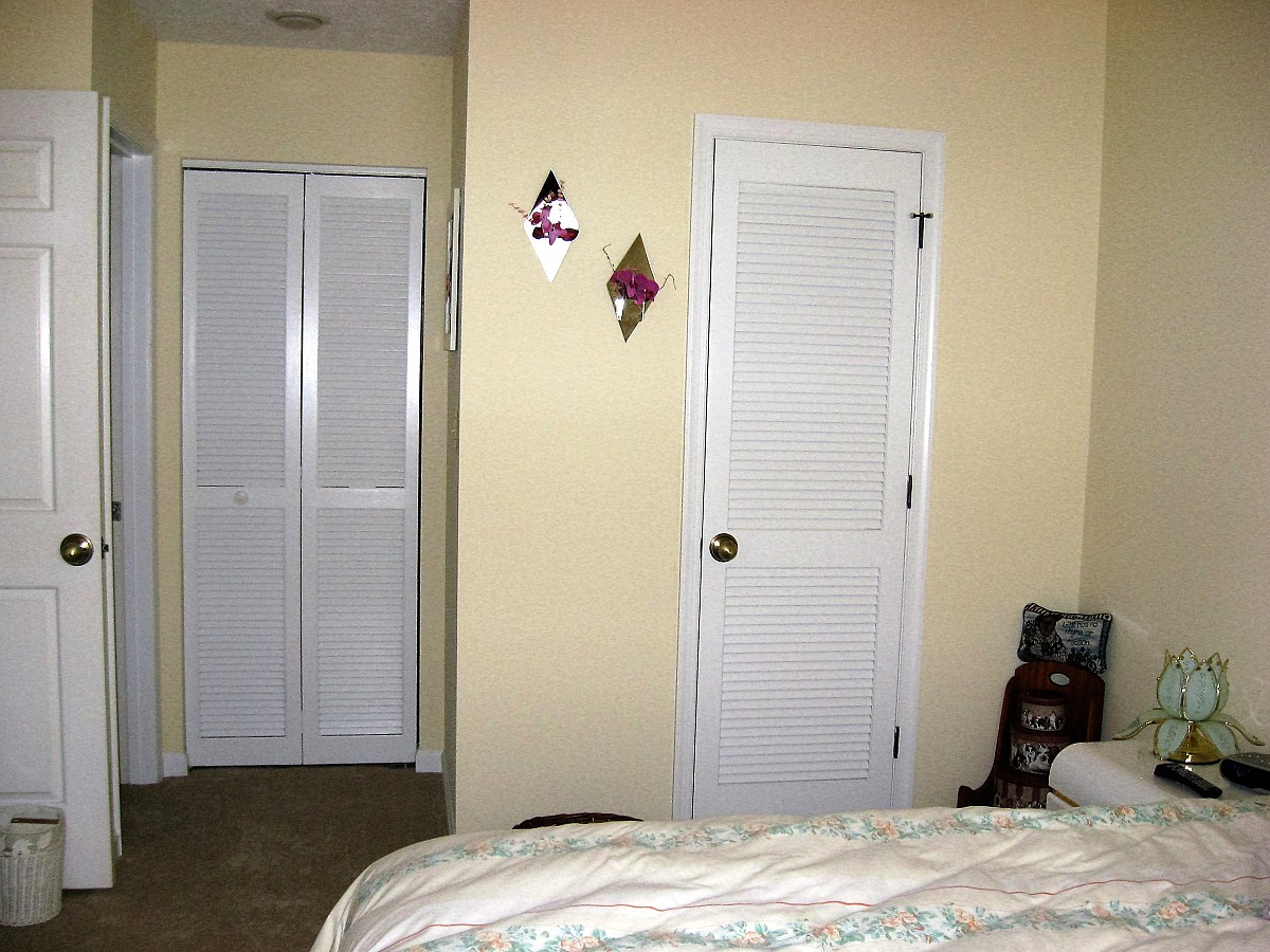 Perfect paint job, even on doorframes