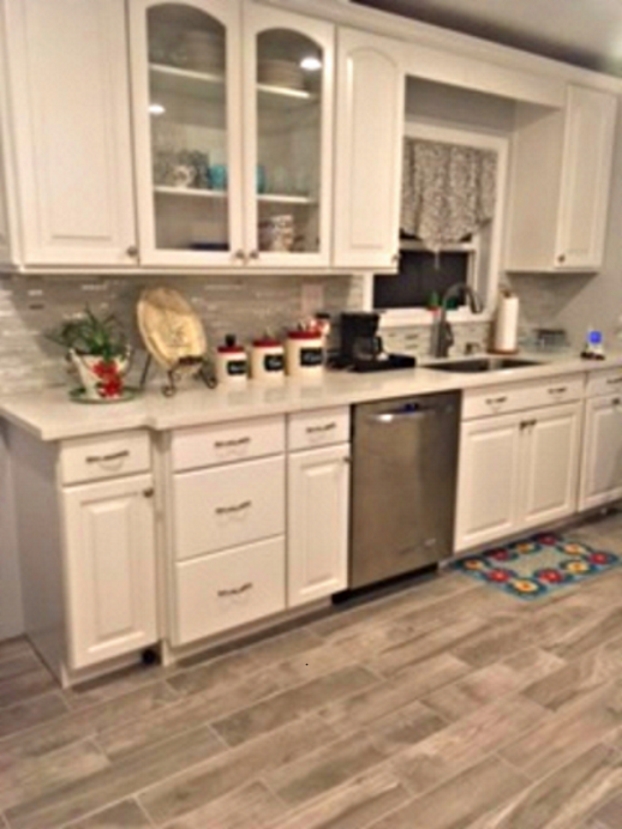 Kitchen remodel with backsplash Kitchen remodel with backsplash