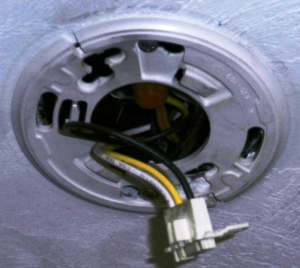 Replacement smoke detector base Replacement smoke detector base